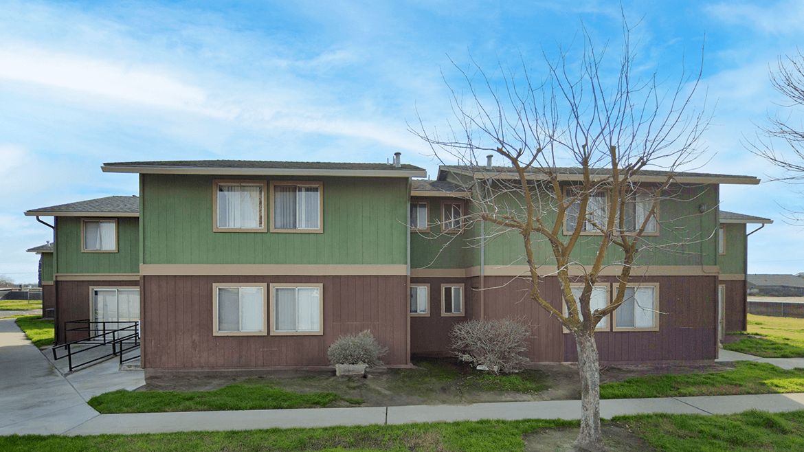 Riverwood Apartments