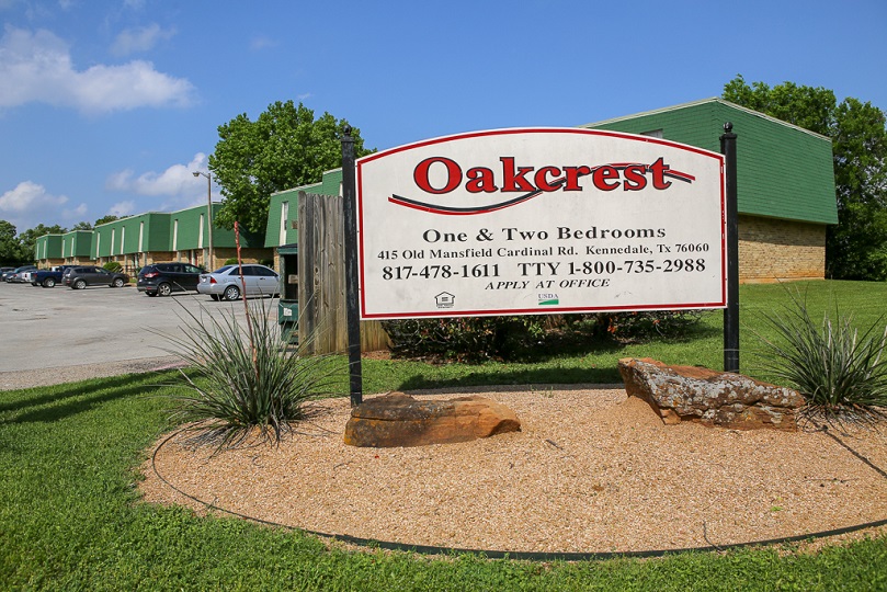 Oakcrest Apartments