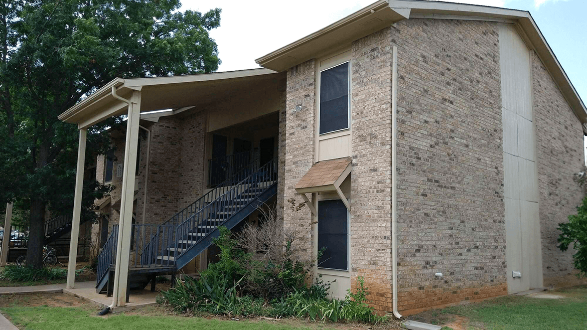Glen Rose Apartments