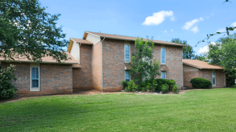 Stone Glen Apartments