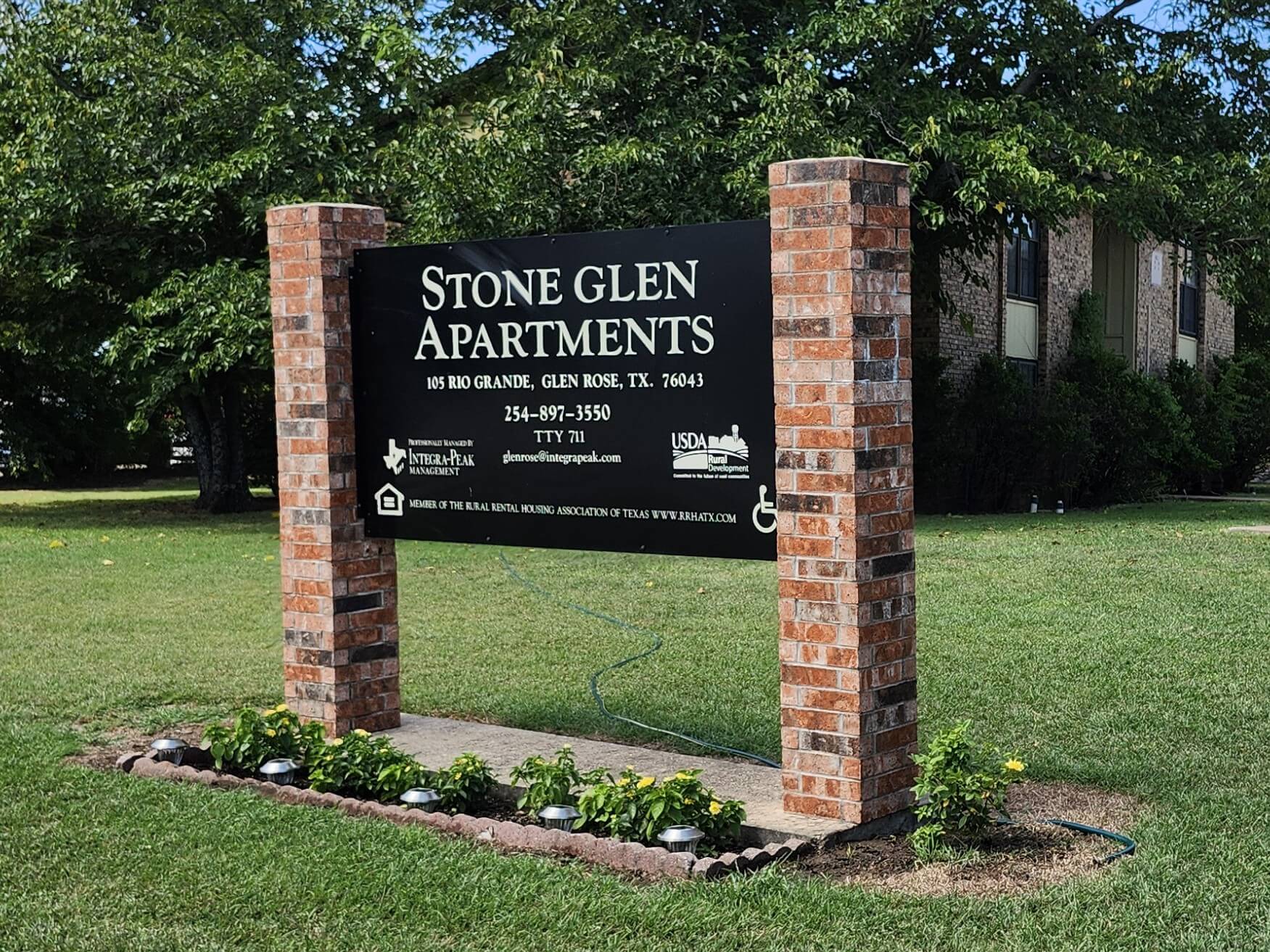 Stone Glen Apartments