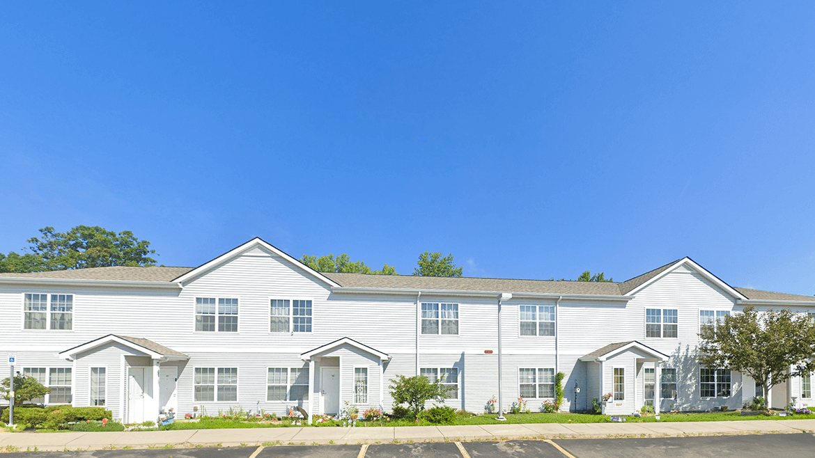 Apartments in Linden