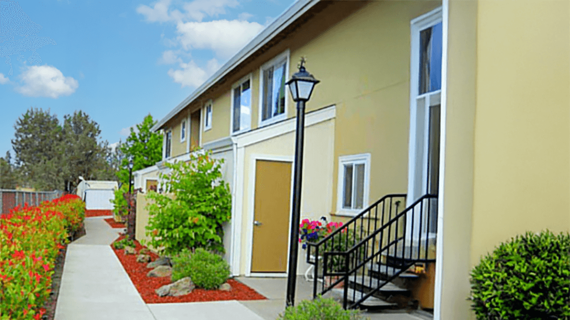 Cedarwood Apartments