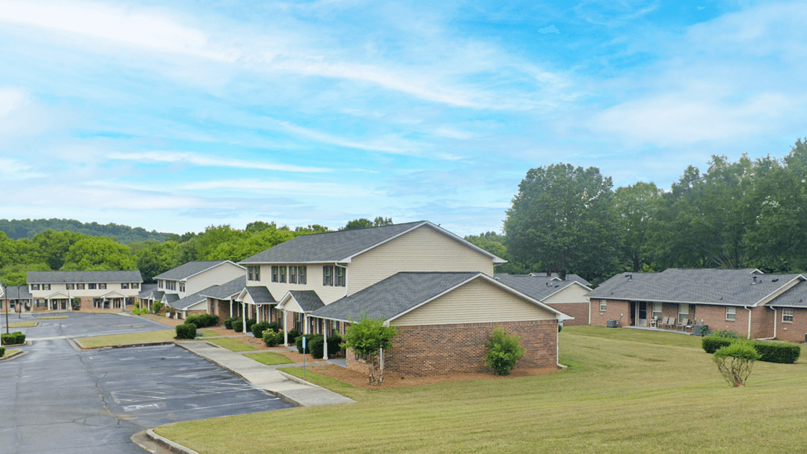 Silverleaf & Goldleaf Apartments