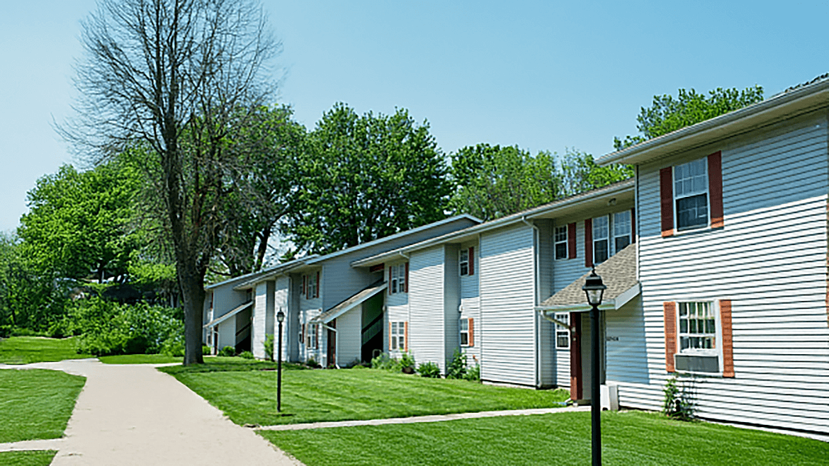 Rent Apartment Caledonia 14423