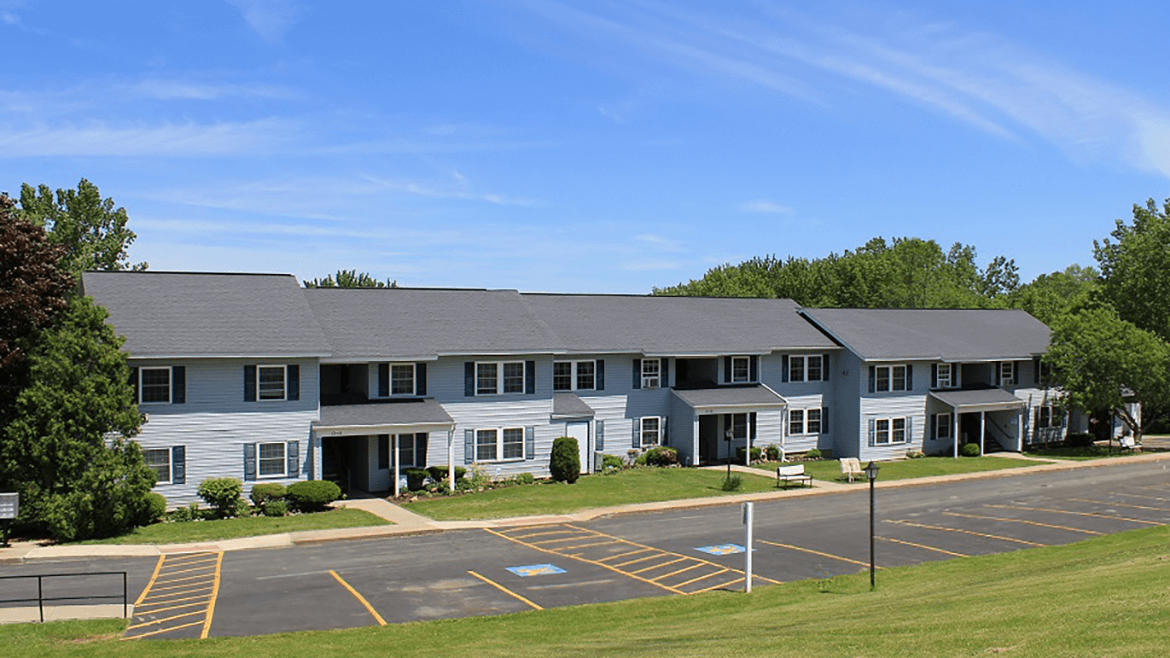 Rent Apartment Cato 13033