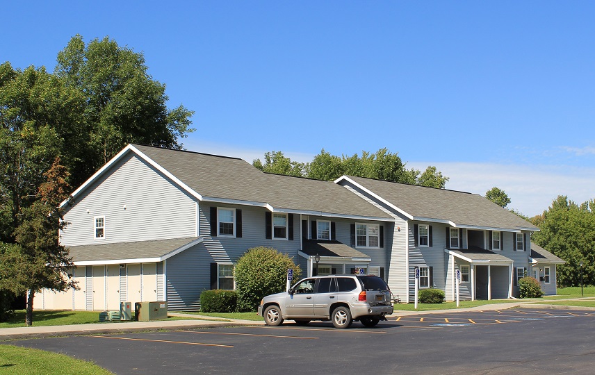 Affordable Apartments in  Sackets Harbor
