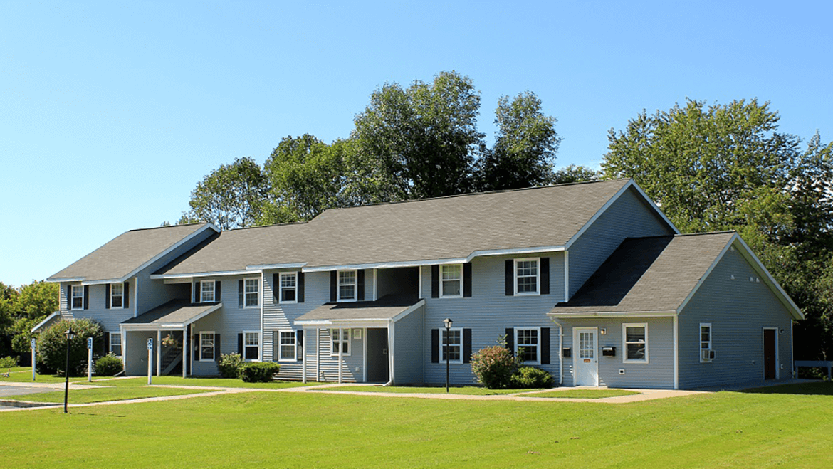 Rent Apartment Sackets Harbor 13685