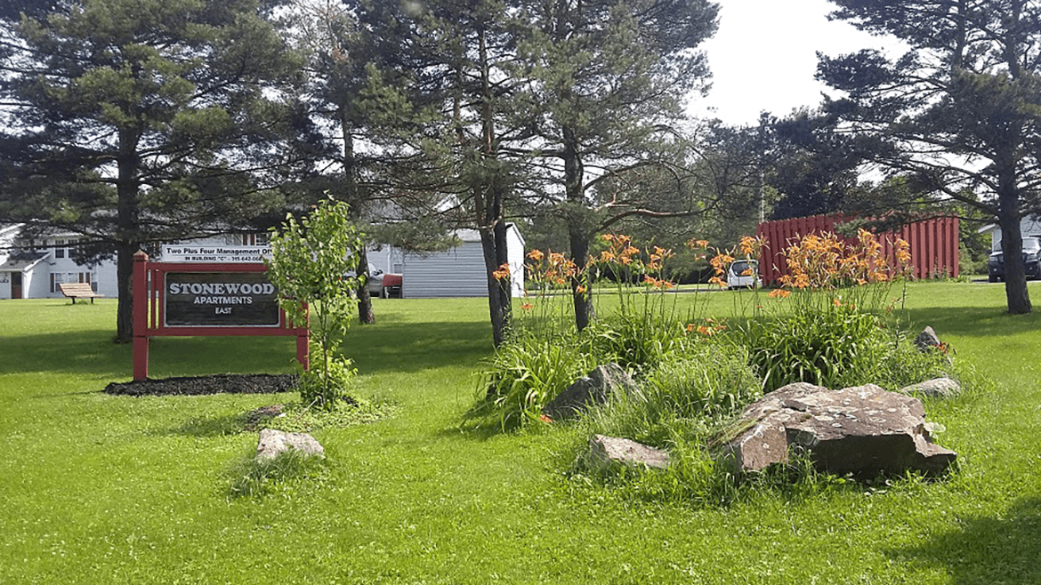 Stonewood East Apartments Philadelphia NY