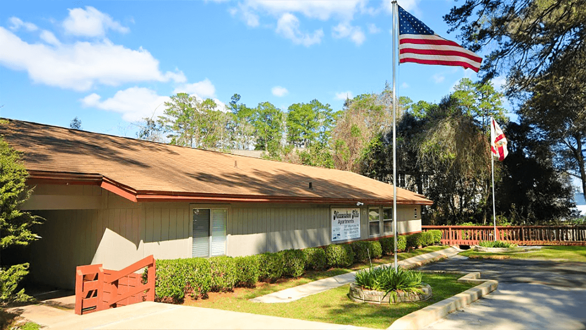 Rent Apartment Tallahassee 32308