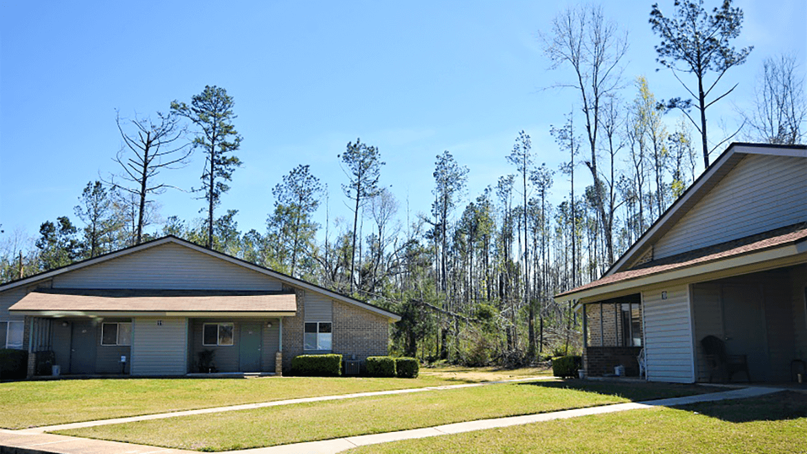 Rent Apartment Marianna 32448