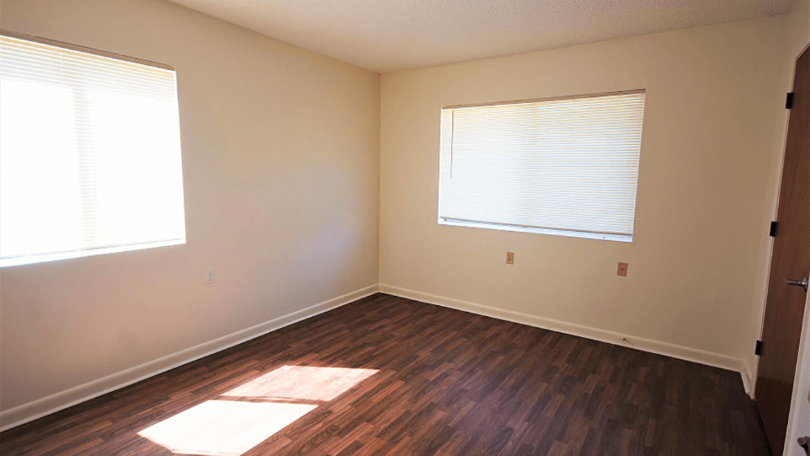 Rent Apartment Marianna 32448